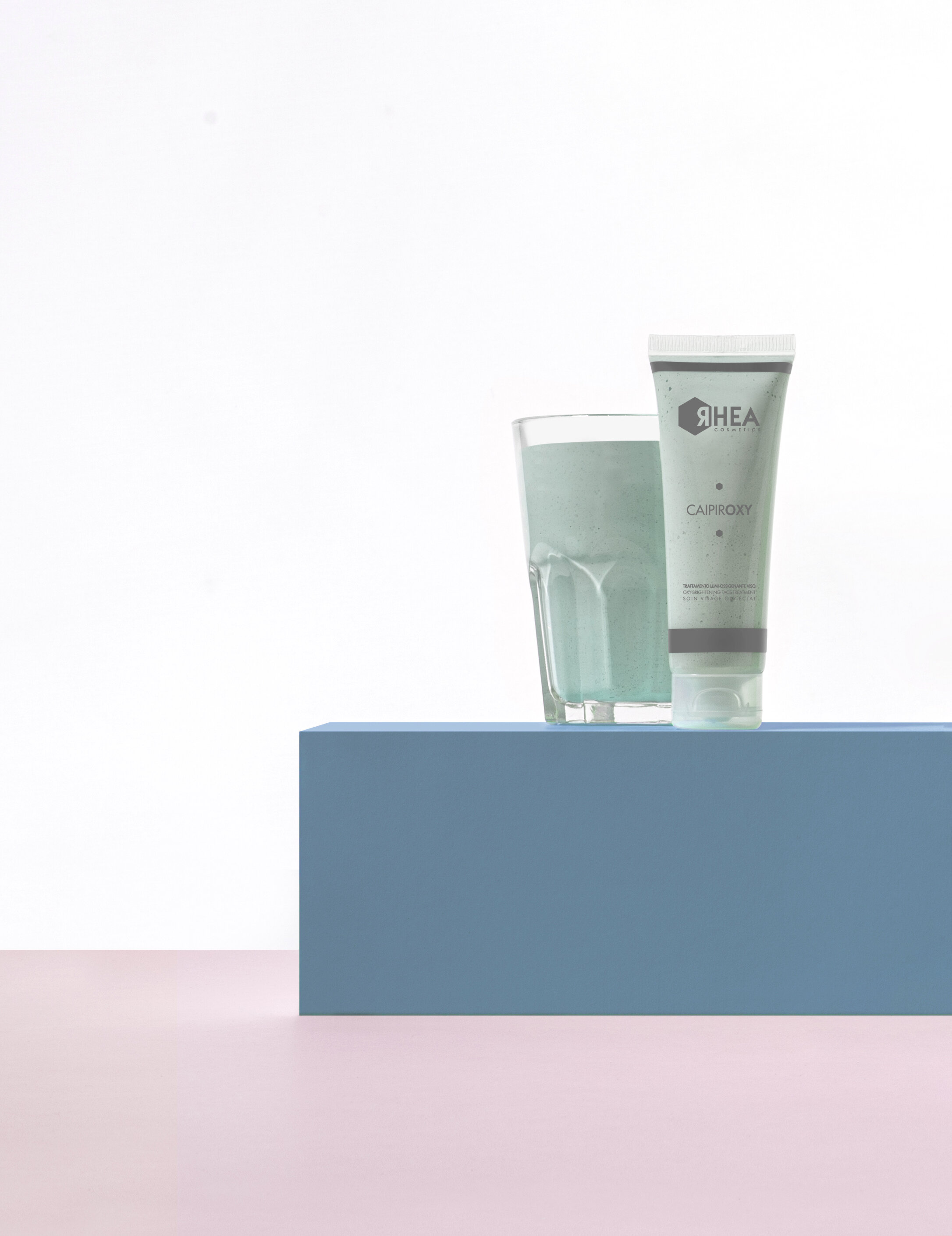 Киснево-освітлювальна процедура для обличчя RHEA Cosmetics CaipirOxy Mask